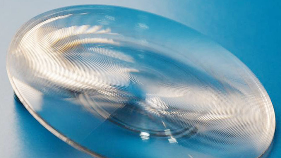 Innovative Everyday Applications of Fresnel Lenses in Modern Consumer Products